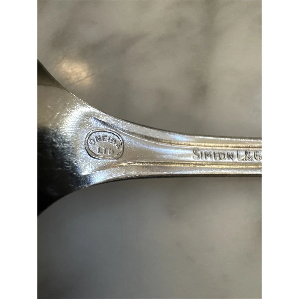 Simeon L & George H Rogers Oneida Ltd HOMESTEAD Stainless Iced TeaSpoons (5)